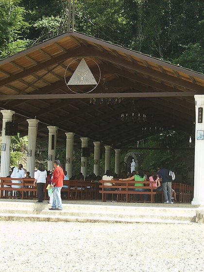 Virgen Reconciliadora de Betania